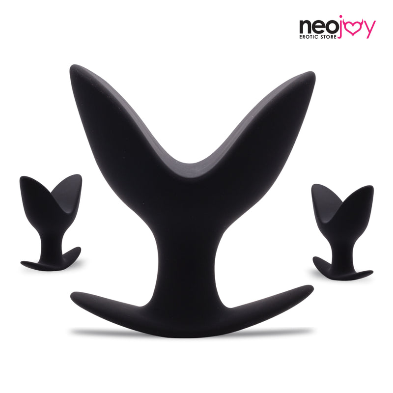 Neojoy Super Erweiterbarer Butt Plug Silikon Schwarz mit flachem Fuß extra groß video