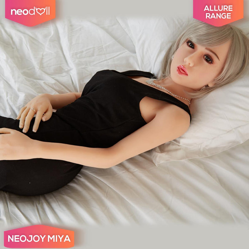 Neodoll Allure Miya - Realistische Sexpuppe - 169cm - Natürlich video