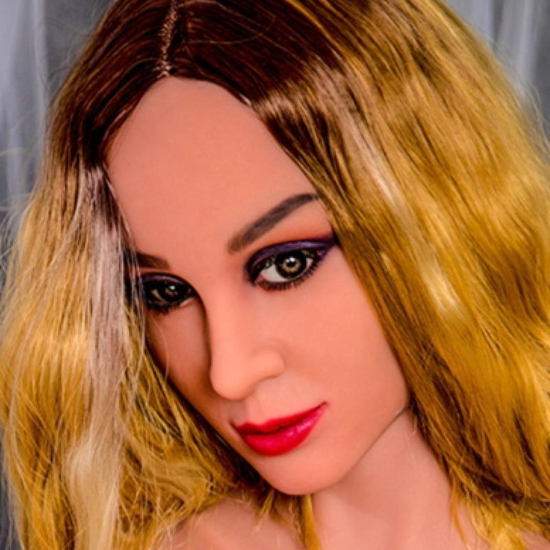 Firedoll Ilsa - Sexpuppenkopf - M16-kompatibel - Leicht Gebräunt video