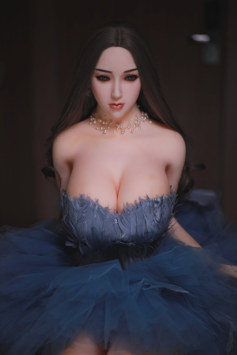 Neodoll Sugar Babe - Celeste - Realistische Sexpuppe - Gel-Brust - Uterus - 170cm - Weiß video